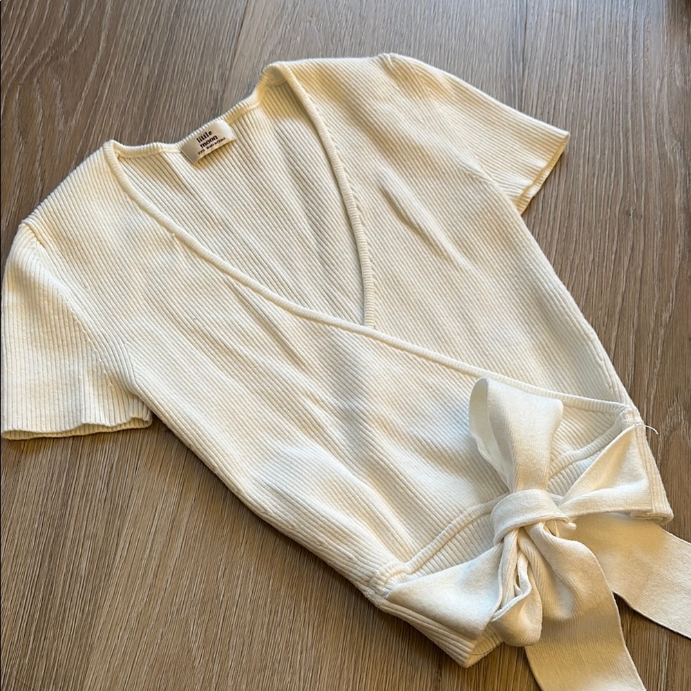 Little moon Aritzia white/cream wrap top
